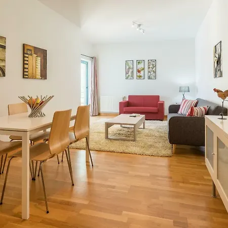 Marina View Apartment